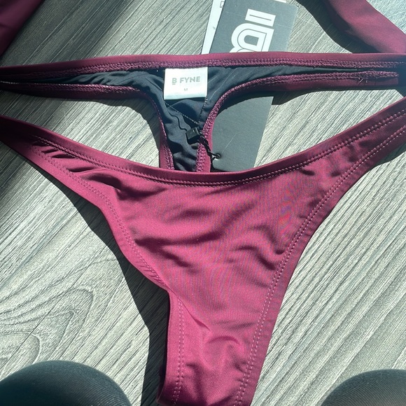 Swim suit - Picture 4 of 8